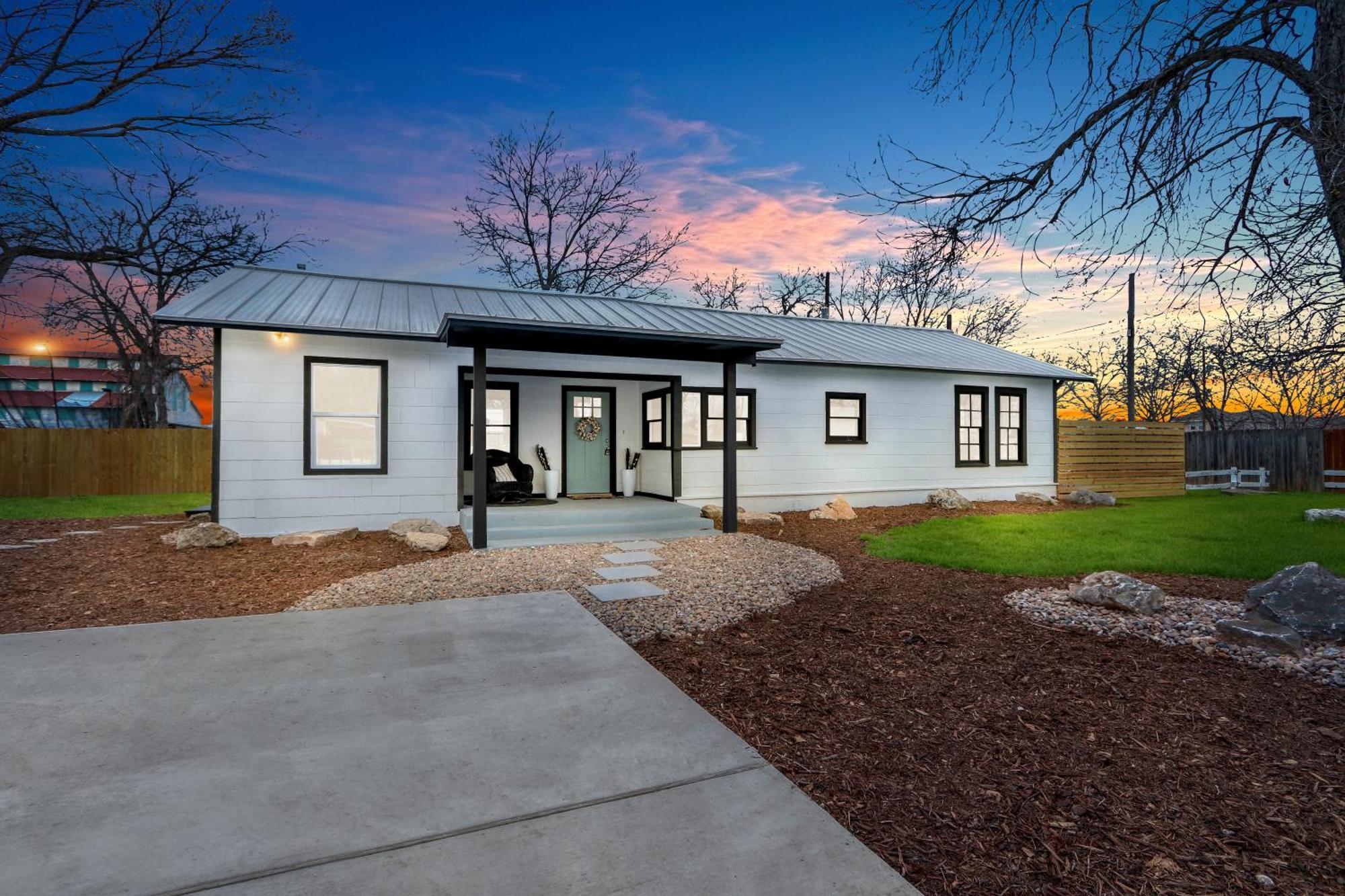 The Wright Haus New Braunfels